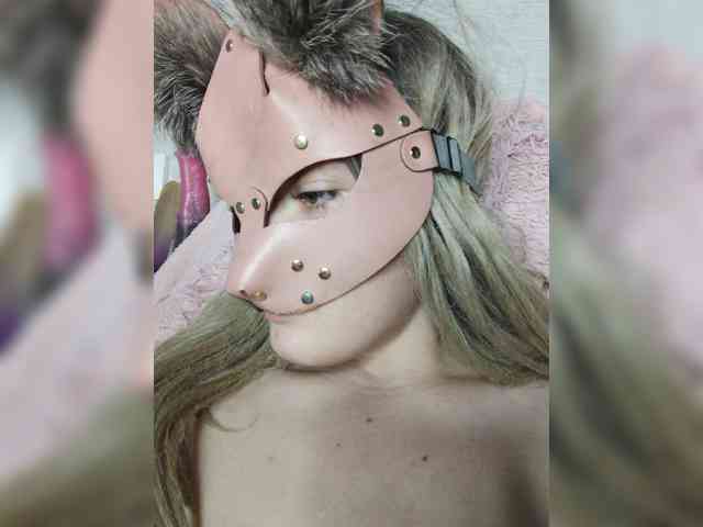 EatFuckLove webcam