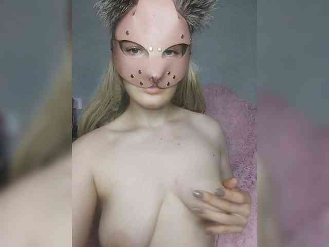 EatFuckLove webcam