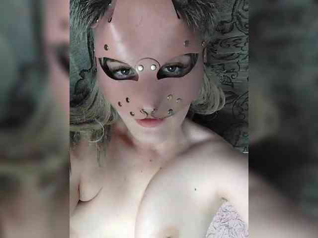 EatFuckLove webcam