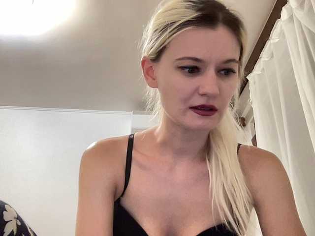 OnikaLove live cam on BongaCams