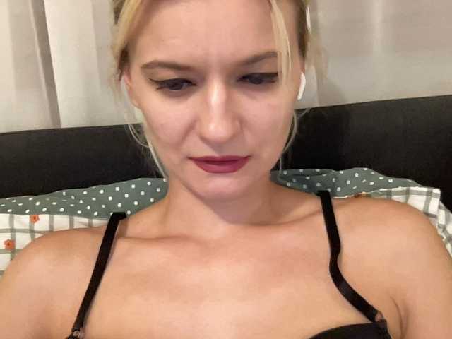 OnikaLove live cam on BongaCams
