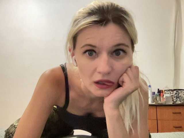 OnikaLove live cam on BongaCams