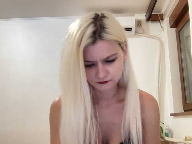 OnikaLove live cam on BongaCams