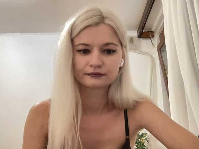 OnikaLove live cam on BongaCams