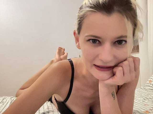 OnikaLove live cam on BongaCams