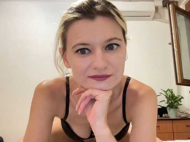 OnikaLove live cam on BongaCams