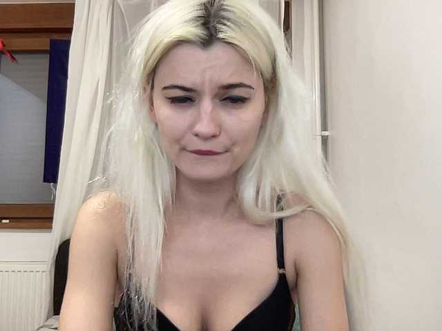 OnikaLove's BongaCams show and profile