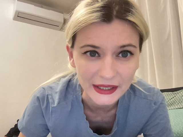 OnikaLove live cam on BongaCams