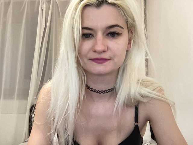 Profile and Statistics for OnikaLove on BongaCams