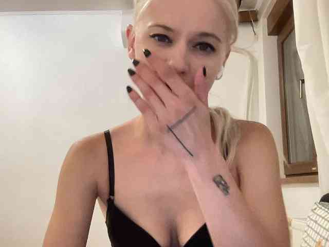 OnikaLove - Girl 