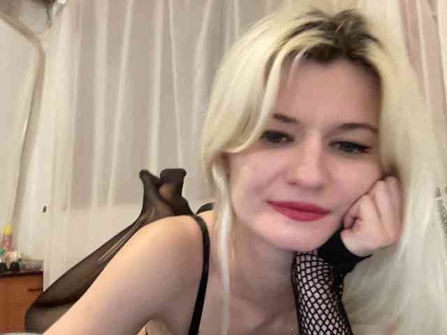 OnikaLove webcam