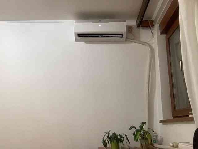 OnikaLove webcam