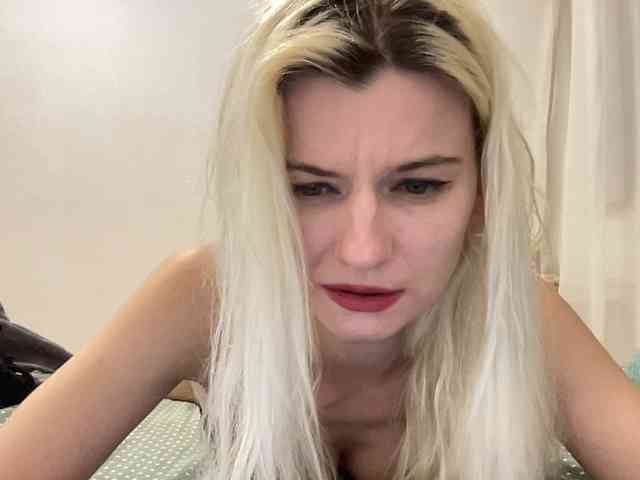 OnikaLove webcam