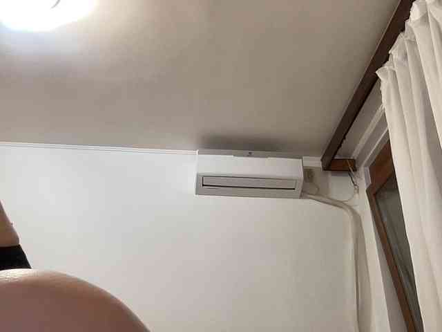OnikaLove webcam