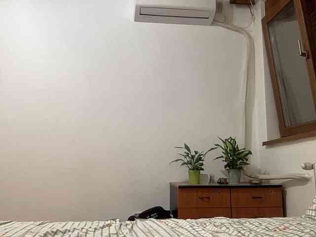 OnikaLove webcam