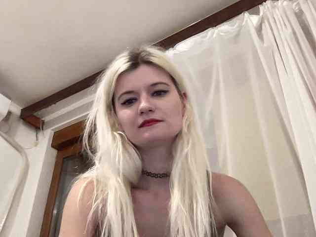 OnikaLove webcam