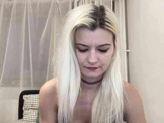 OnikaLove webcam