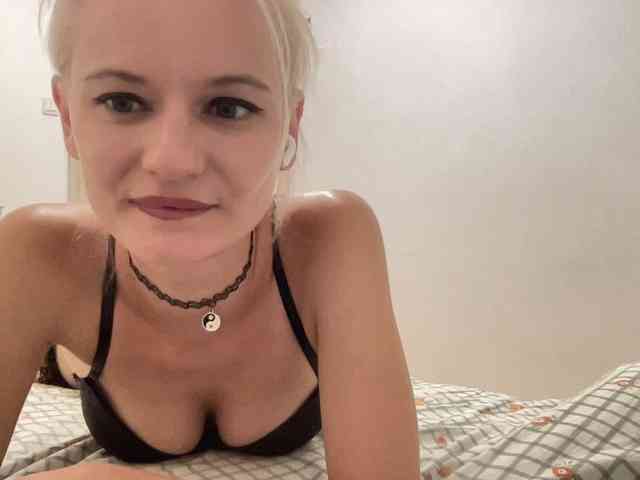 OnikaLove - Girl 