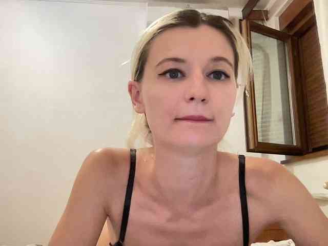OnikaLove Sex Cam Show