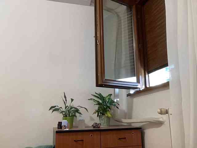 OnikaLove webcam