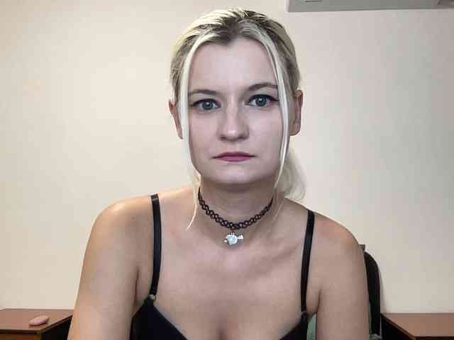 OnikaLove bongacams