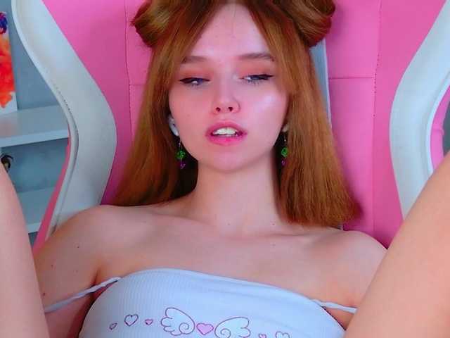 b4by-lol1's BongaCams show and profile