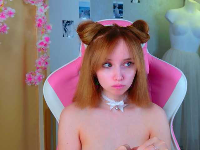 b4by-lol1's BongaCams show and profile