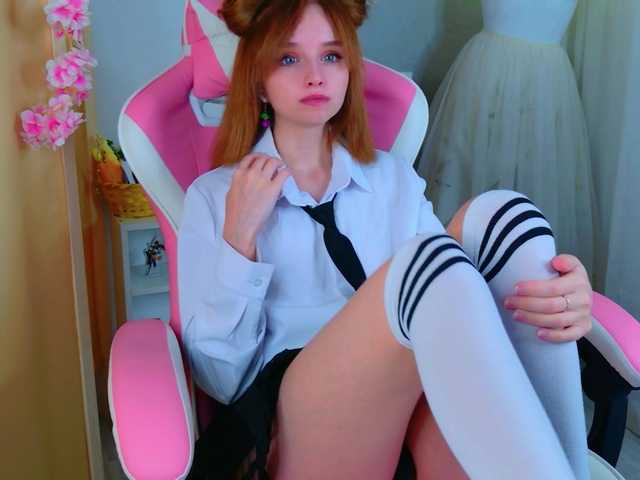 b4by-lol1's BongaCams show and profile