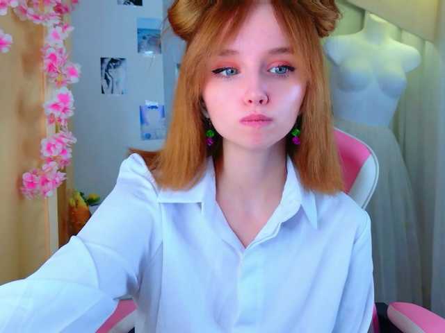 b4by-lol1's BongaCams show and profile