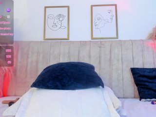 mia-lourence Porn Show