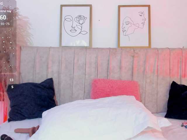 mia-lourence's BongaCams show and profile