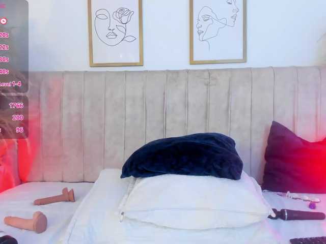 mia-lourence live cam on BongaCams