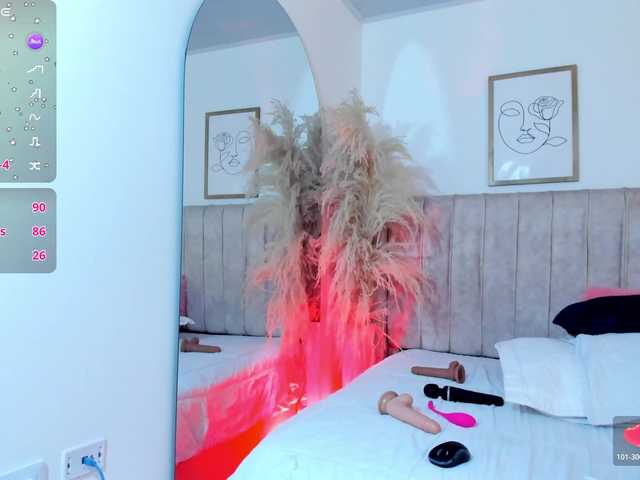 mia-lourence live cam