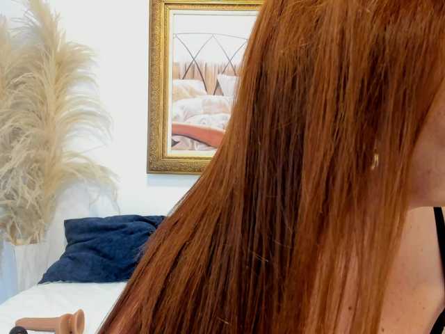 mia-lourence's BongaCams show and profile