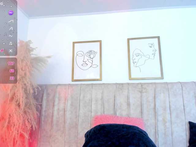 mia-lourence live cam on BongaCams