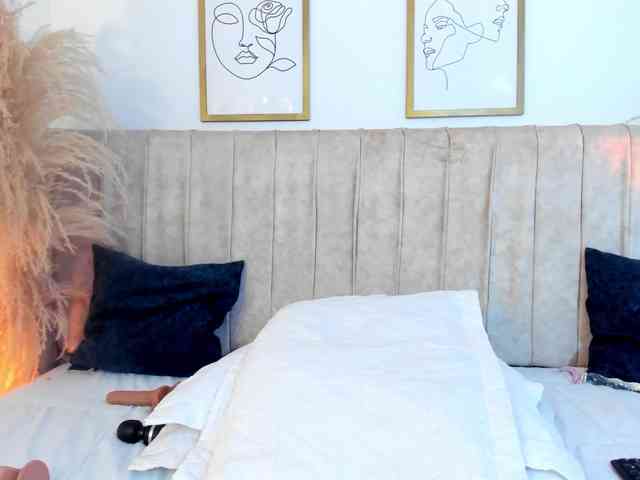 mia-lourence webcam