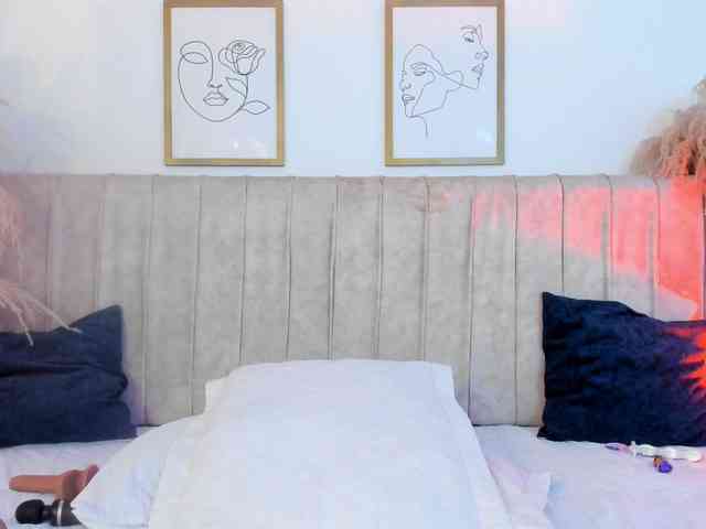 mia-lourence webcam
