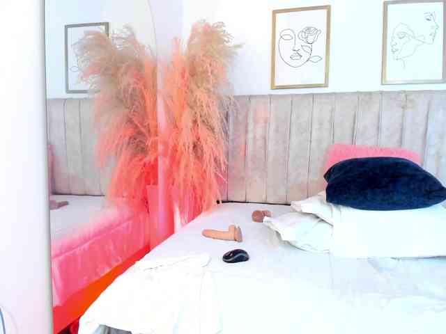 mia-lourence webcam