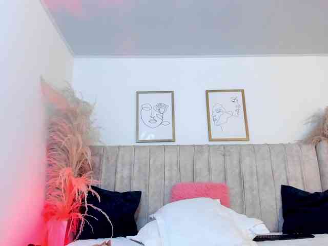 mia-lourence webcam