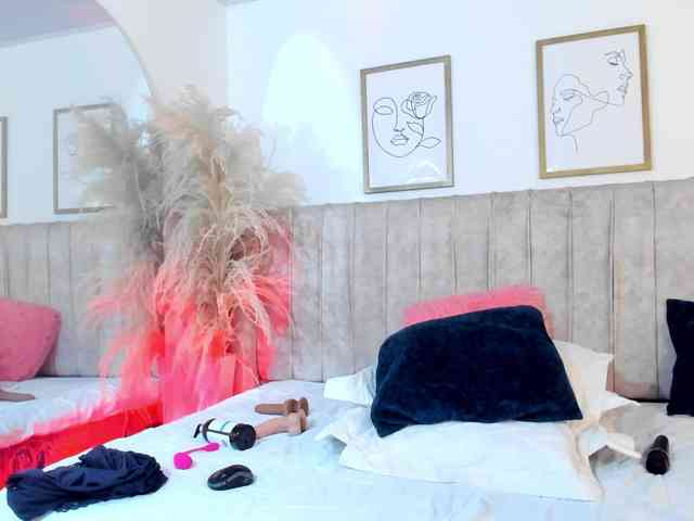 mia-lourence webcam