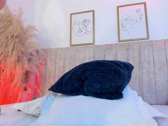 mia-lourence webcam