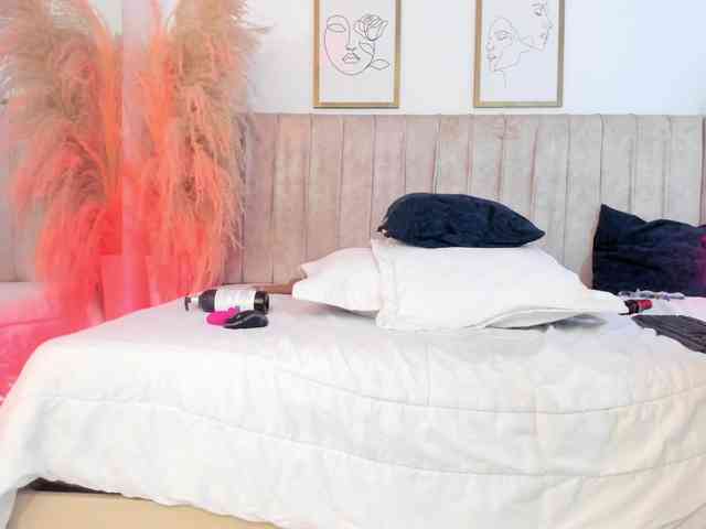 mia-lourence webcam