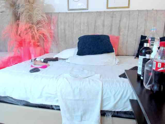 mia-lourence webcam