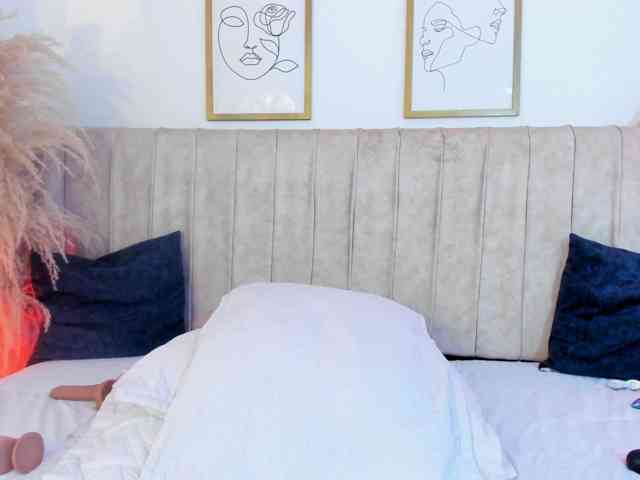 mia-lourence webcam