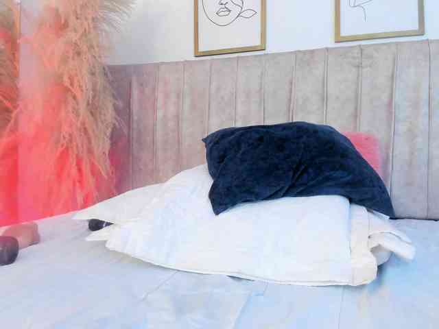 mia-lourence webcam