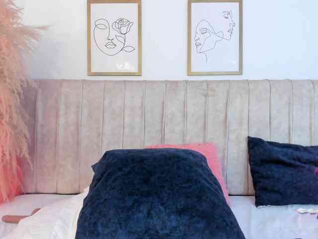 mia-lourence webcam