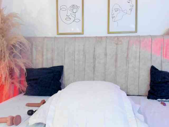 mia-lourence webcam