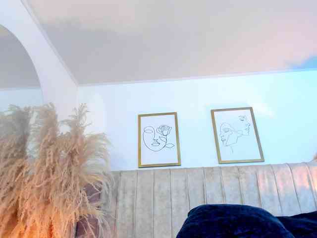 mia-lourence webcam