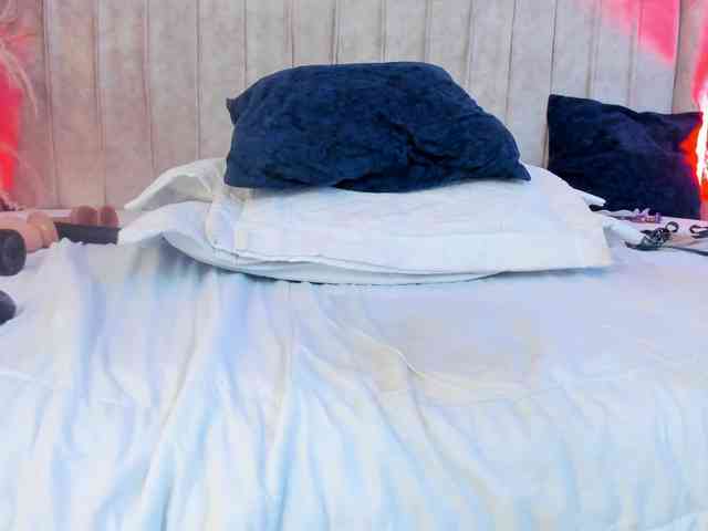 mia-lourence webcam