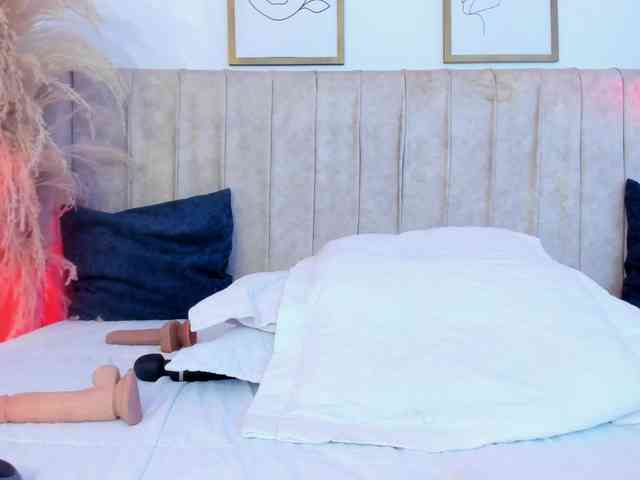 mia-lourence webcam